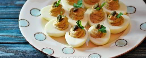 Шаг 8: яиц, фаршированных шпротами