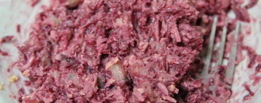 Шаг 1: яиц, фаршированных свеклой с сельдью