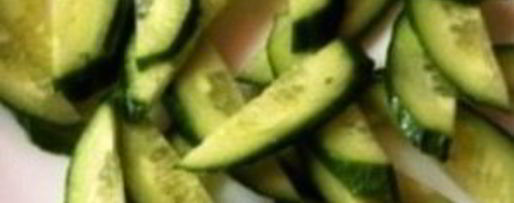 Шаг 2: яиц, фаршированных сыром и чесноком