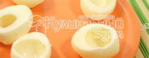 Шаг 2: закуски фаршированные яйца