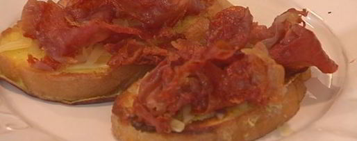 Шаг 7: французских гренков с прошутто и салатом из руколы