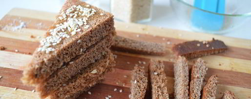 Шаг 2: гренков из черного хлеба с кунжутом