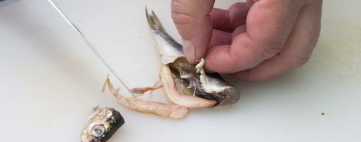 Шаг 1: гренков с килькой