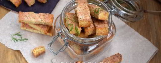 Шаг 12: гренков с крабово-креветочной пастой