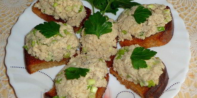 Рецепт гренков с курицей и чесноком