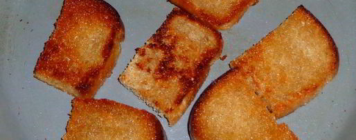 Шаг 2: гренков с курицей и чесноком