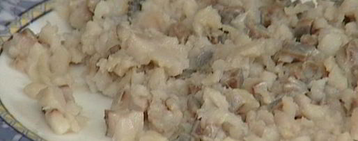 Шаг 3: гренков с селедочным маслом