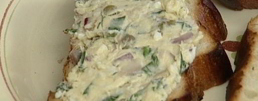 Шаг 9: гренков с селедочным маслом