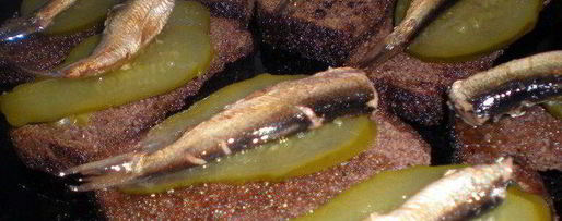 Шаг 4: гренков с шпротами