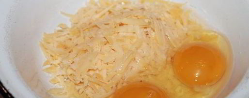 Шаг 2: гренков с сыром и чесноком