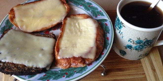 Рецепт гренков с сыром на завтрак