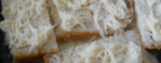 Шаг 1: гренков с сыром