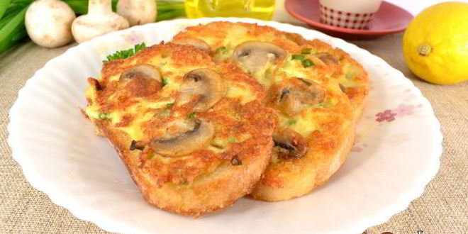 Рецепт сырных гренков с припеком из шампиньонов