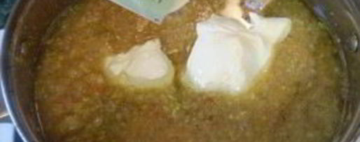 Шаг 3: кабачковой икры с майонезом и чесноком