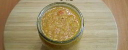 Шаг 7: кабачковой икры с майонезом и луком