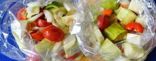 Шаг 6: кабачковой икры в рукаве для запекания