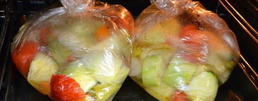 Шаг 8: кабачковой икры в рукаве для запекания