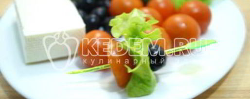 Шаг 1: канапе греческого