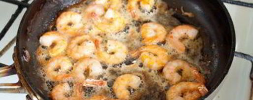 Шаг 1: канапе из креветок с помидорками черри