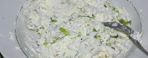 Шаг 1: канапе из омлета с творогом