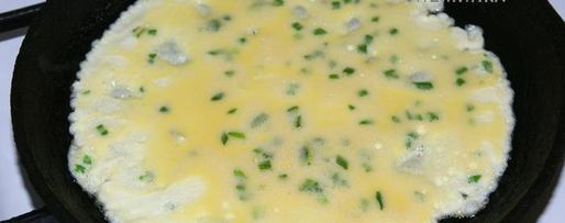 Шаг 3: канапе из омлета с творогом