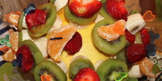 Рецепт канапе к шампанскому из фруктов