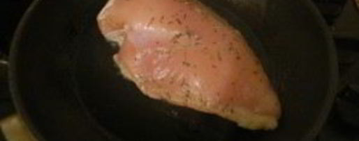 Шаг 1: канапе с ананасами, курицей и апельсинами