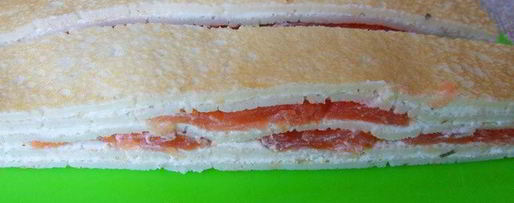 Шаг 10: канапе с блинами и семгой