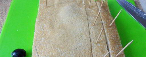 Шаг 9: канапе с блинами и семгой