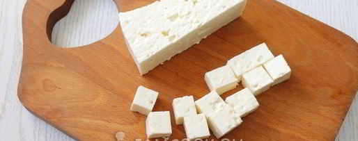 Шаг 2: канапе с брынзой и помидорами черри