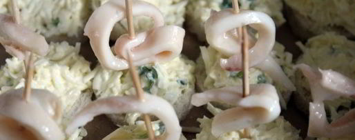 Шаг 4: канапе с кальмаром