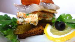 Рецепт Канапе с морковными блинчиками