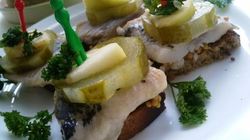 Рецепт Канапе с сельдью