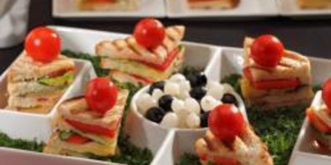 Рецепт канапе с сыром и помидорами черри