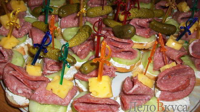 Рецепт Канапе с закуской из творога
