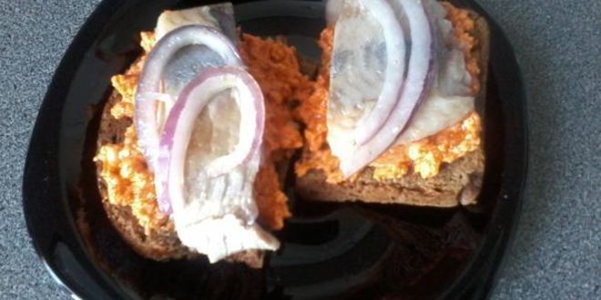 Рецепт канапе селедочного