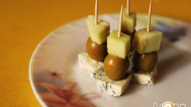 Рецепт Канапе Яблочко Блю