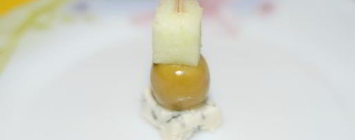 Шаг 3: канапе яблочко блю