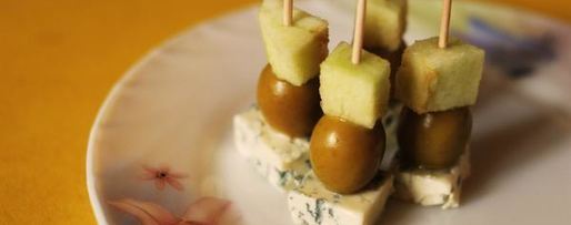 Шаг 4: канапе яблочко блю