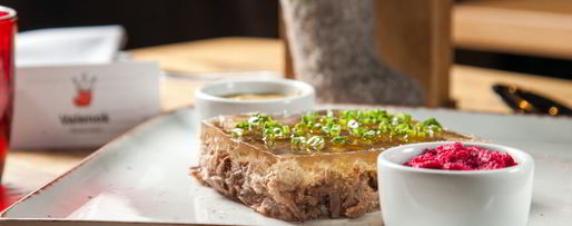 Шаг 6: холодца из говядины с хреном и горчицей