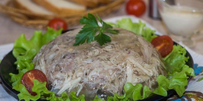 Рецепт холодца из курицы и свиных ножек