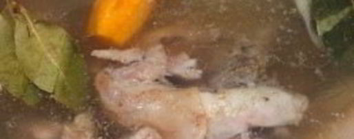 Шаг 1: холодца в бутылке поросенок