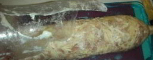 Шаг 3: холодца в бутылке поросенок