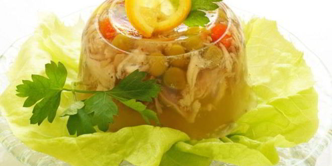 Рецепт куриного холодца с горошком