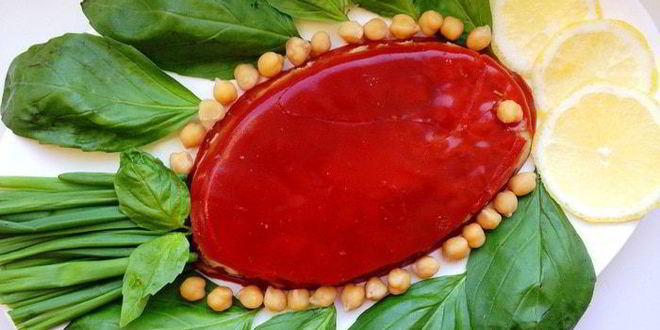 Рецепт томатного холодца с белой рыбой