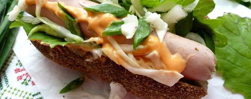 Шаг 5: хот-дога с капустным салатом