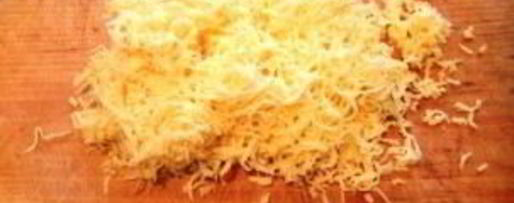 Шаг 2: хот-дога с крабовыми палочками