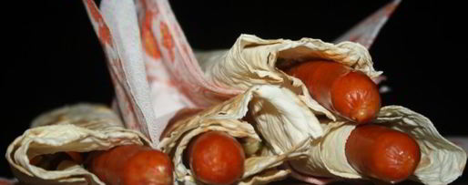 Шаг 6: хотдогов с венгерскими колбасками в лаваше на мангале