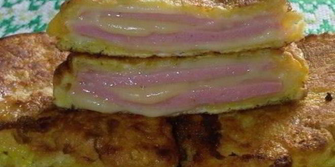 Рецепт колбасы с сыром в кляре