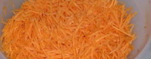 Шаг 1: моркови по-корейски с капустой